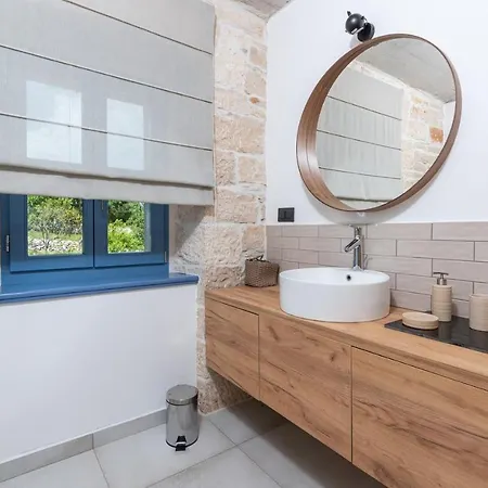 فيلة Pi With Heated Pool *