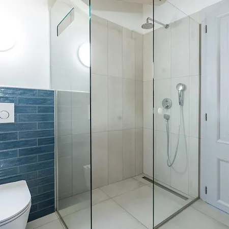 Pi With Heated Pool Villa Tinjan