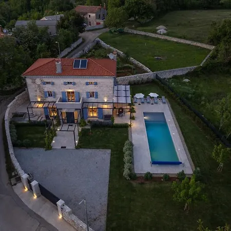 Pi With Heated Pool * Tinjan