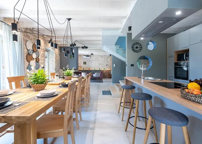 Pi With Heated Pool * Tinjan