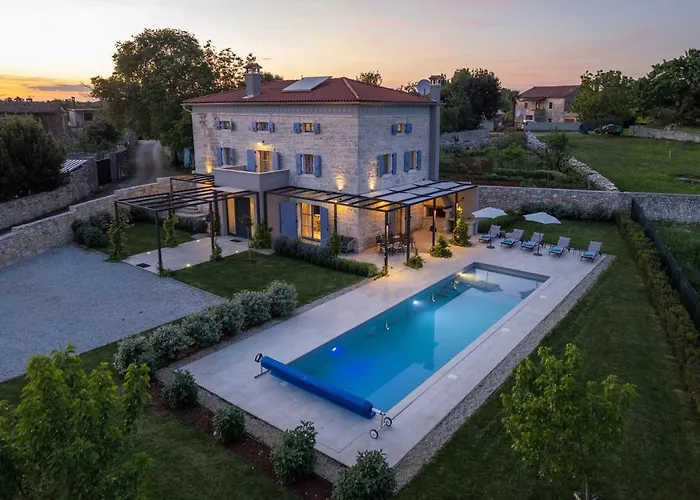 Pi With Heated Pool * Tinjan