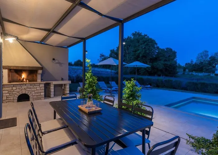 Pi With Heated Pool *